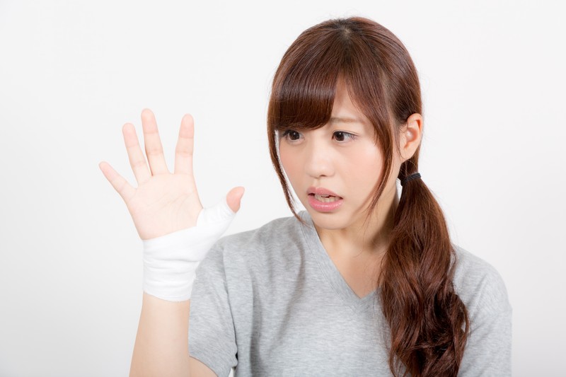 肩こり腰痛　ems　低周波治療器